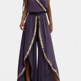 Donatila Mono Único con Detalles Dorados y Pierna Abierta