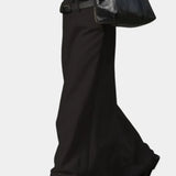 Ada Falda H-Line Lisa con Estilo Urbano Moderno