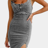 Janessa Vestido Denim con Tirantes Ajustables y Abertura Frontal