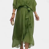 Luisa Vestido Largo con Escote en V y Corte Flowy