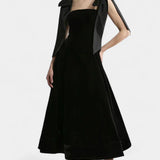 Ajla Vestido Midi de Terciopelo sin Tirantes con Lazo