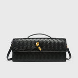 Melanie Clutch con Detalle de Nudo Dorado