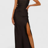 Josefa Vestido de Un Hombro con Pliegues y Alta Abertura