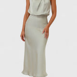 Rina Vestido Elegante de Cuello Halter Drapeado