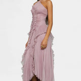 Bia Vestido Halter con Volantes Plisados y Tono Lila Etéreo