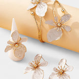 Set de Accesorios Florales: Pulsera + Pendientes + Anillos