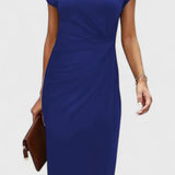 Katrina Vestido Midi Atemporal con Cuello Redondo y Detalle Drapeado