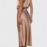 Rina Vestido Elegante de Cuello Halter Drapeado