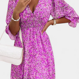 Benicia Vestido Floral de Manga Abullonada con Dobladillo Juguetón