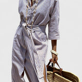 Sherlyn Vestido Camisero de Rayas con Estilo Atemporal