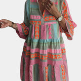 Gina Vestido Boho Corto Bordado con Escote en V y Mangas Acampanadas