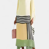 Elenora Caftán Geométrico de Corte Amplio con Tejido Butterfly Mesh