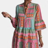 Gina Vestido Boho Corto Bordado con Escote en V y Mangas Acampanadas