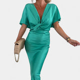 Emryn Vestido Suave con Nudo Cruzado